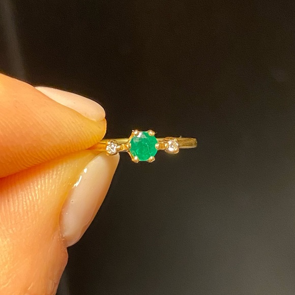 14K Gold Emerald and Diamond Ring 💍 - Picture 4 of 7